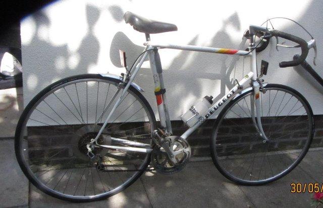 Preview of the first image of VINTAGE MENS PEUGEOT PREMIERE ROAD/RACING BIKE , QUICK RELEA.