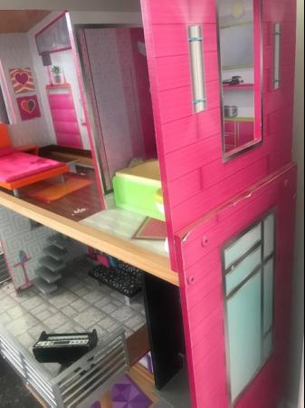 Image 3 of Kidicraft Luxury 3 level Dolls House with Elevator