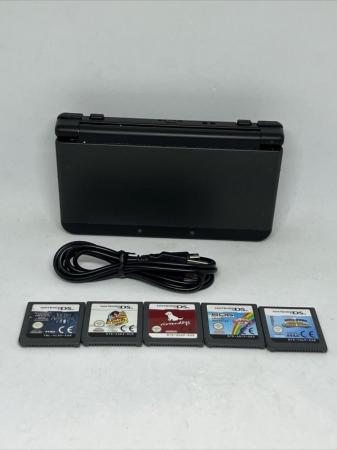 Image 3 of Nintendo 3DS Black Console Bundle