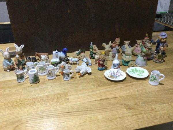 Image 3 of Assorted thimbles and ornaments go sale