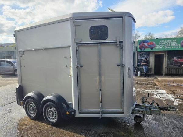 Image 2 of Ifor Williams HB 506 2014