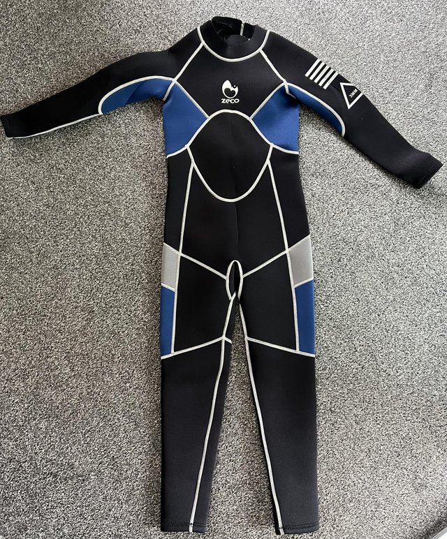 Preview of the first image of ZCCO Kids Wetsuit 3mm Neoprene Age-12-13.