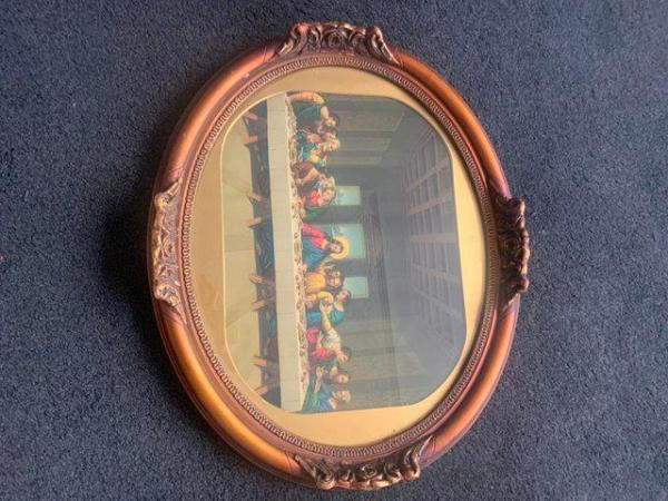 Image 1 of VINTAGE GLASS TRAY DEPICTING THE LAST SUPPER
