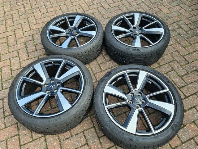 Preview of the first image of Set of Polestar 20" wheels (fit standard PS2).