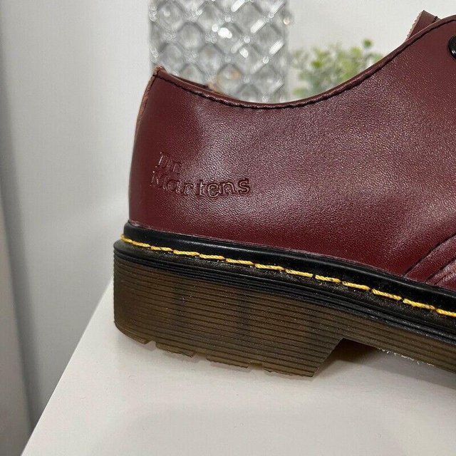 Preview of the first image of Doc Martens classic shoes size 8.