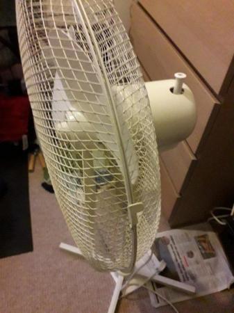 Image 2 of Kingsley adjustable pedestal fan