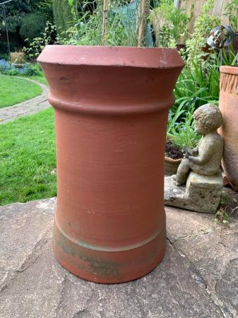 Image 3 of Chimney pot, plant stand or roof