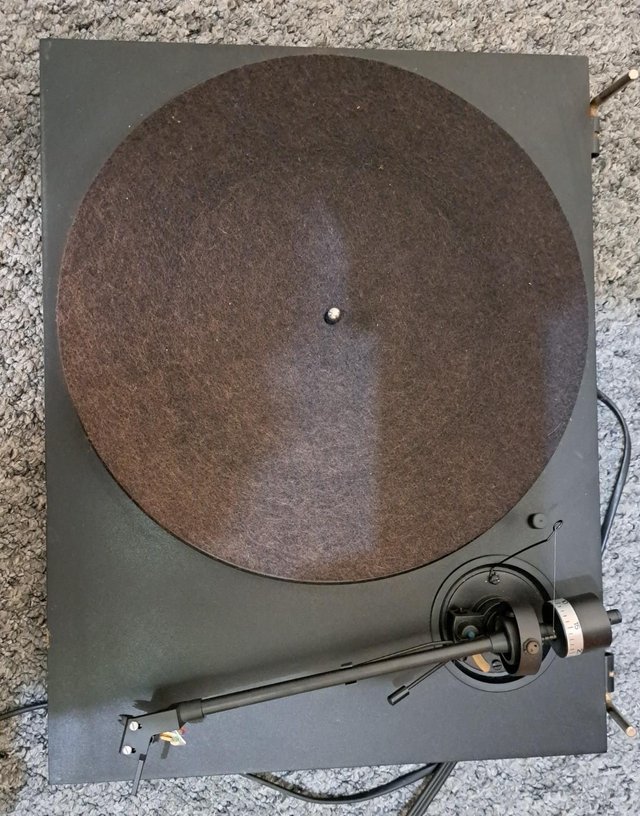 Preview of the first image of pro ject record player used.