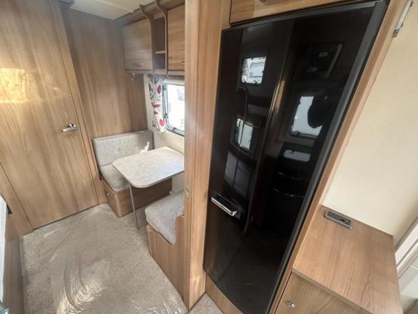 Image 19 of Bailey Pegasus Ancona 2017 5B caravan *Fixed bunks*