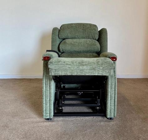 Image 8 of REPOSE LUXURY ELECTRIC RISER RECLINER GREEN CHAIR ~ DELIVERY