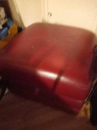 Image 3 of For sale red leather poufee bargain quick sale