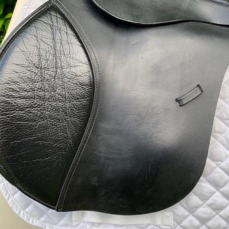 Image 2 of kent And Masters 17 inch Gp  saddle (S3183)