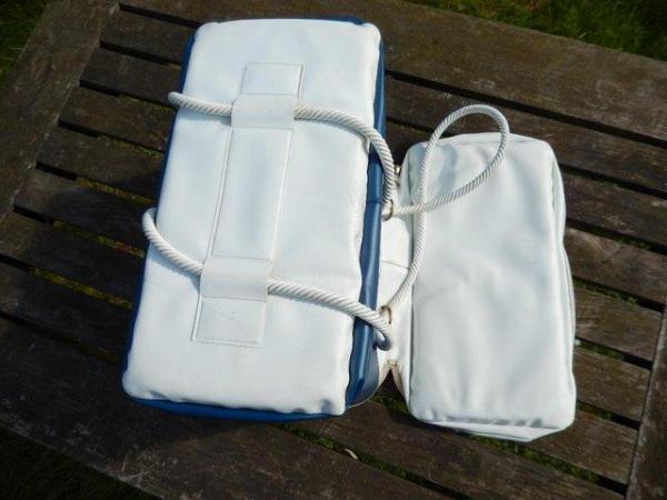 Image 4 of Rare 1970s BOAC Cool Bag in great condition