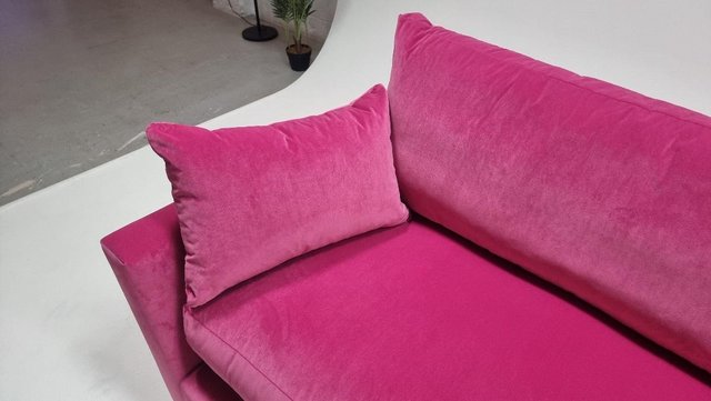Image 6 of Stunning new & unused Sofa Workshop 'Wallis' 4 seater sofa