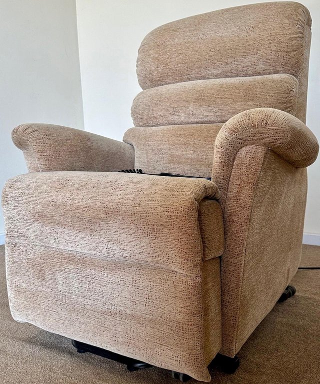Preview of the first image of SHERBORNE ELECTRIC RISER RECLINER MOBILITY CHAIR CAN DELIVER.