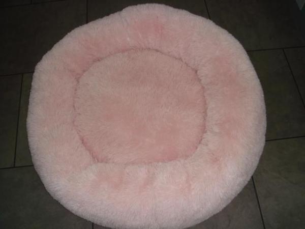 Image 4 of Pupnaps Supersoft Calming Dog Pet Donut Bed Large Pink