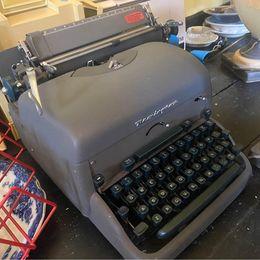 Image 2 of Remington Typewriter full working order
