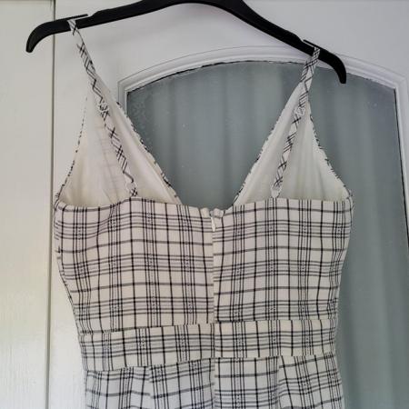 Image 3 of Size 8 beige check jumpsuit Nasty Gal new with tags