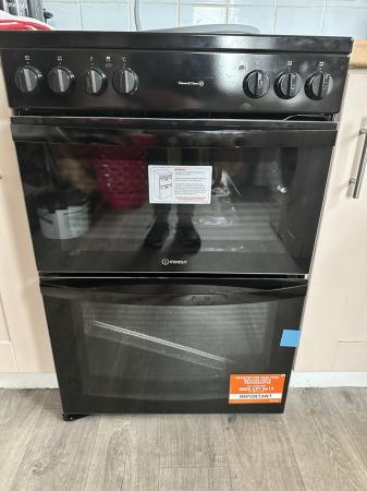 Image 2 of Indesit electric cooker new