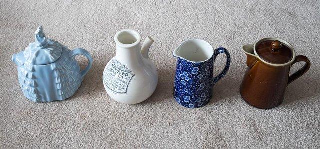 Image 1 of Yee Daintee Lady teapot in light blue, James Sadler