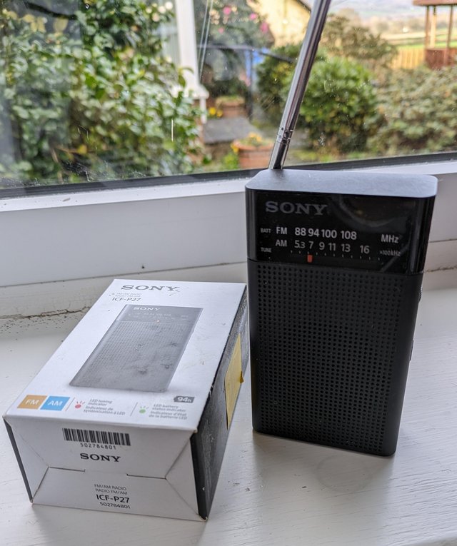 Preview of the first image of SONY FM/AM Radio ICF-P27.