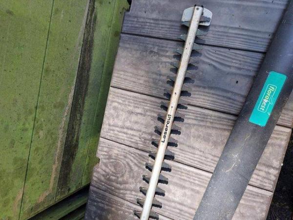 Image 4 of hedge trimmer for sale good condition