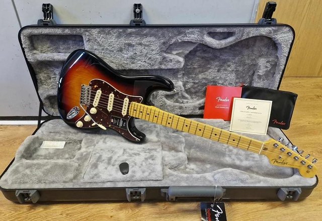 Image 1 of Fender American Pro2 Stratocaster 2021 as new