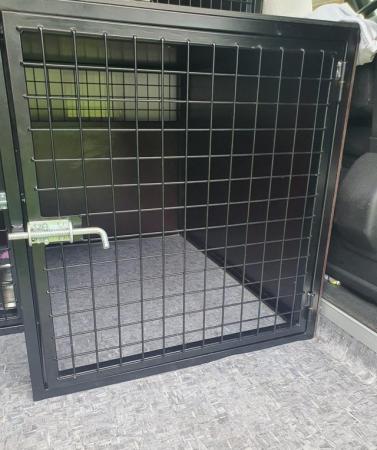 Image 2 of Profesional cages for pet transport
