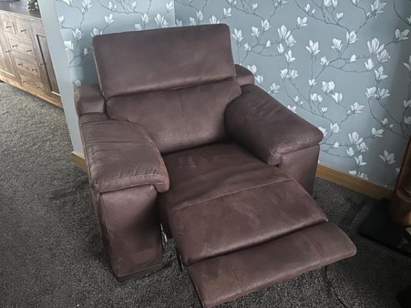 Image 3 of Sofology ‘Laurence’ 2 Seat Sofa plus 2 Chairs Power Headrest