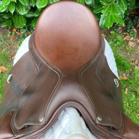 Image 6 of Bates Wide All Purpose 17  inch saddle