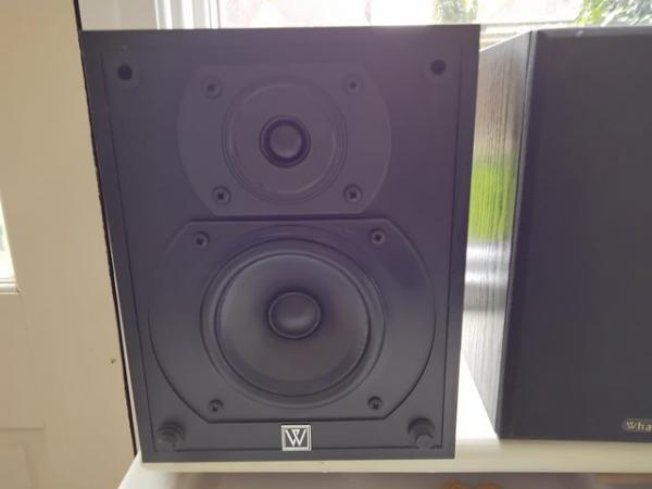 Image 4 of Wharfedale diamond 3 shelf speakers near mint condition