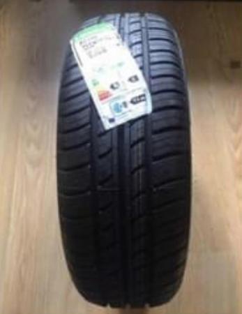 Image 3 of TYRE M17 215/65R15 96HNEW