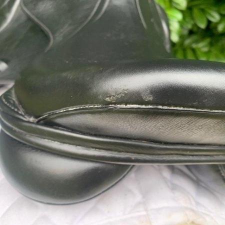 Image 9 of Kent & Masters 16.5 inch S-Series Pony Jump saddle