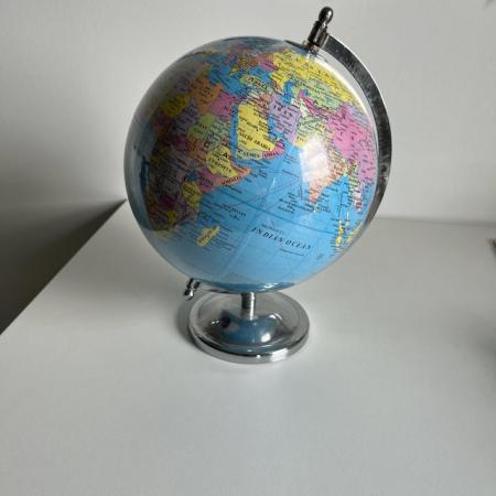 Image 2 of Globe for study or as a collector’s piece