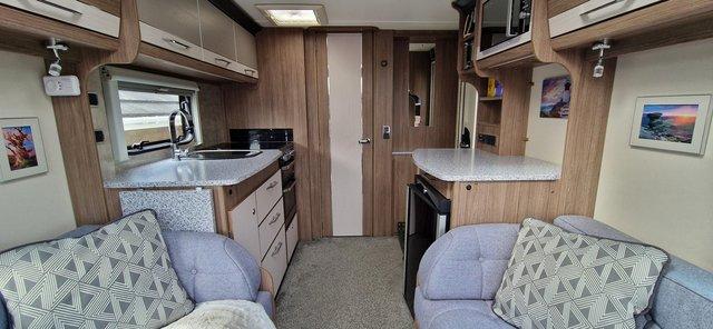 Image 3 of Coachman VIP 460 2021 for sale
