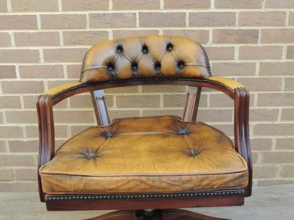 Image 6 of Bankers Chesterfield Padded Chair (UK Delivery)