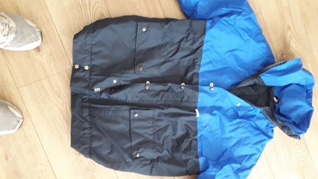 Image 2 of jacket quilted size medium