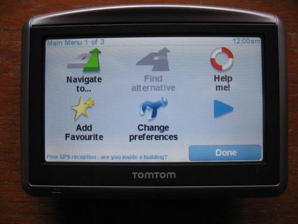 Image 3 of TomTom One XL Sat Nav UK + Eire - with Case & Accessories -