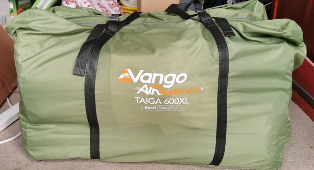 Preview of the first image of Vango Air Beam Taiga 600XL & accessories.