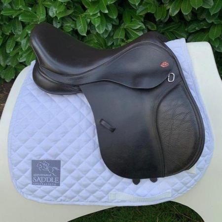 Image 10 of Kent & Masters 15.5 inch pony gp saddle