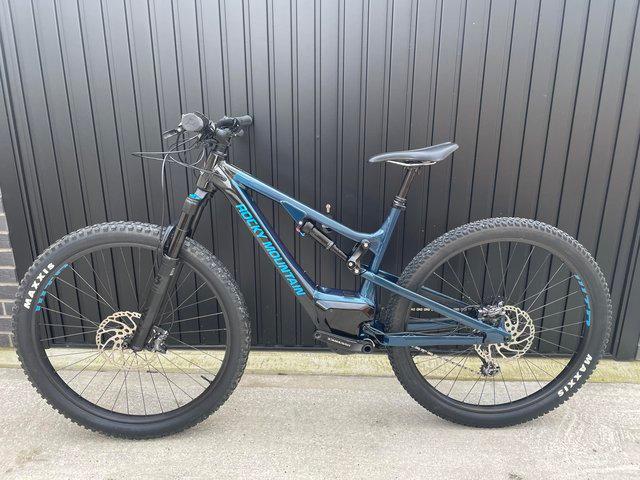 Preview of the first image of Rocky Mountain Instinct Powerplay A 70 E Bike / Rare / 677 M.