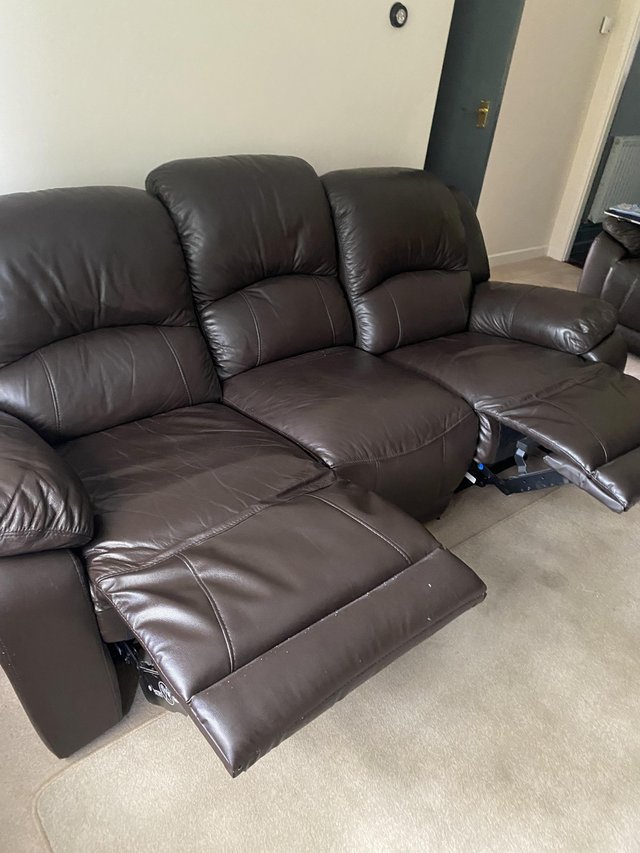 Preview of the first image of Excellent condition three seater recliner sofa leather.
