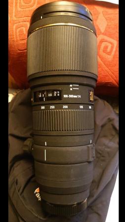 Image 9 of Sigma 100-300mm F4 APO DG Zoom Lens (A Mount)