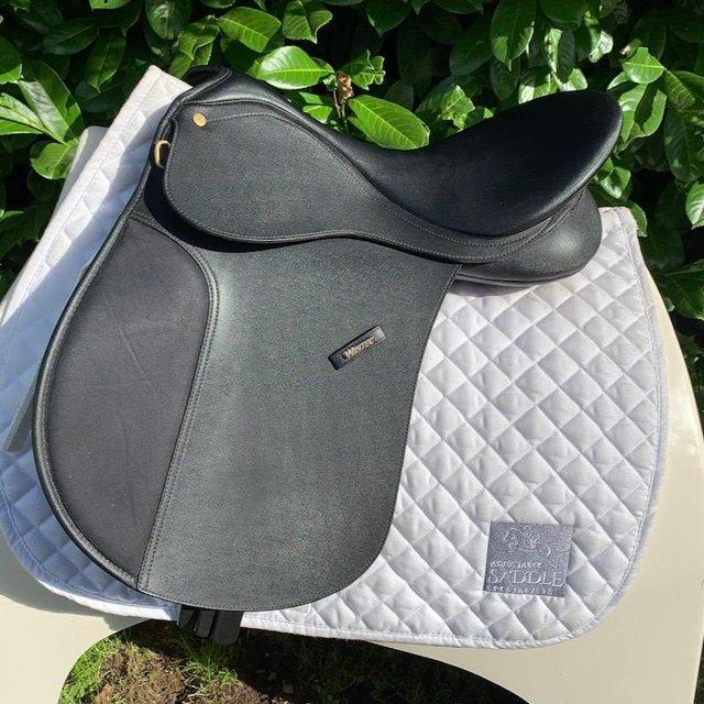Preview of the first image of Wintec 17 inch Vsd saddle black.