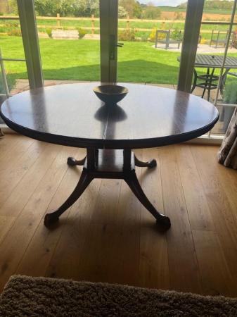 Image 3 of Solid oak dining table and chairs