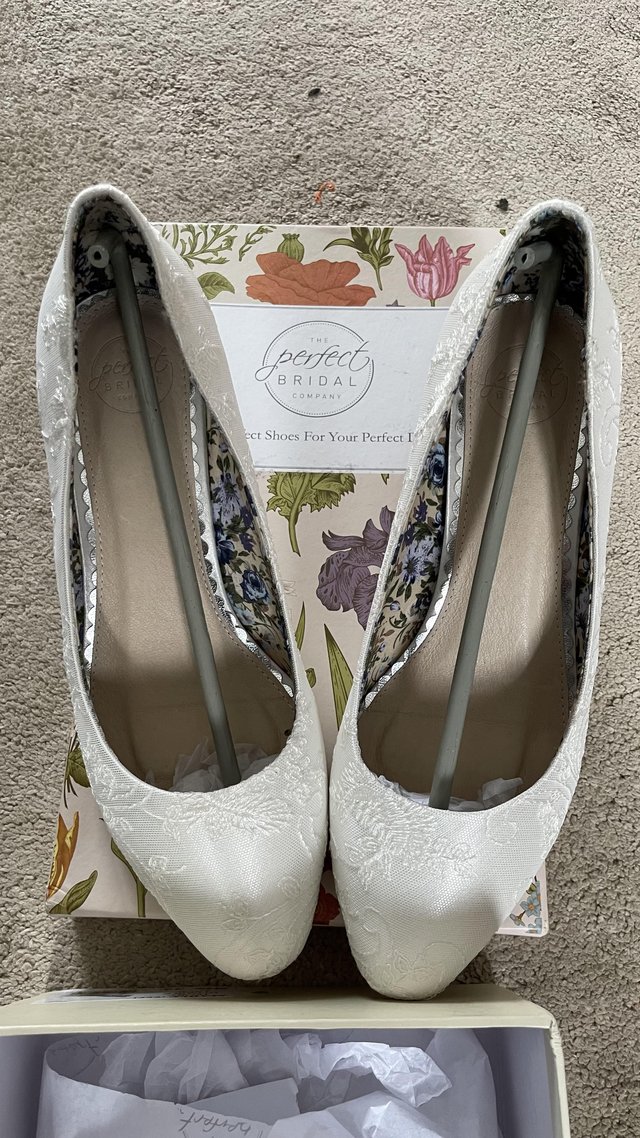 Preview of the first image of Brand New Bridal Shoes size 5.