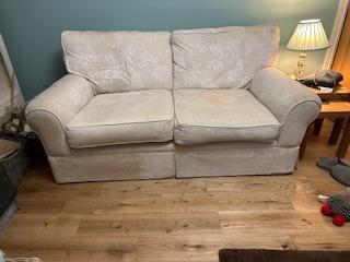 Image 1 of matching 2 two seater settee's