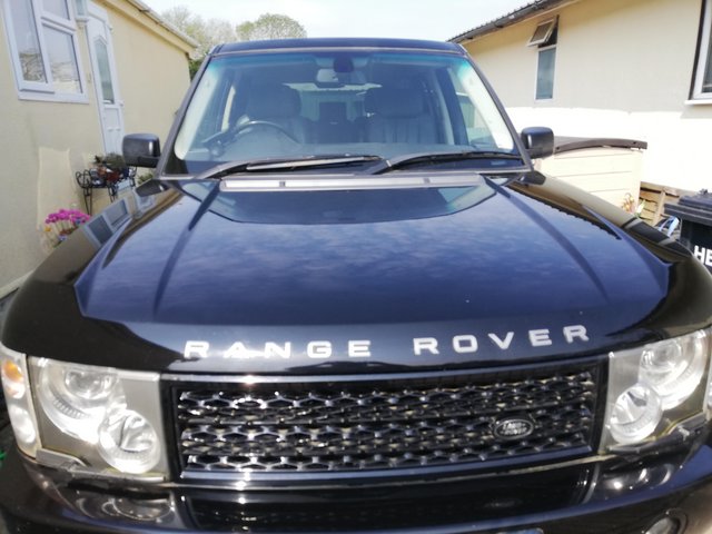 Preview of the first image of Land Rover Range Rover Vogue td6.
