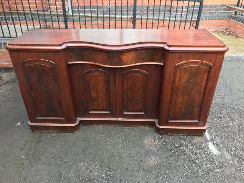 Image 11 of Victorian 4 door sideboard mahogany