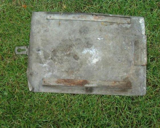 Image 2 of Land Rover ~ Galvanised Seat Base Centre Section